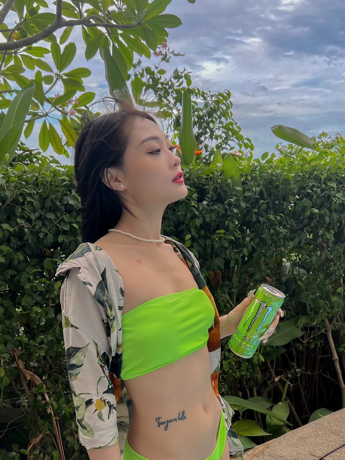 anh-hao-tho-sexy-bikini-nong-bong-1