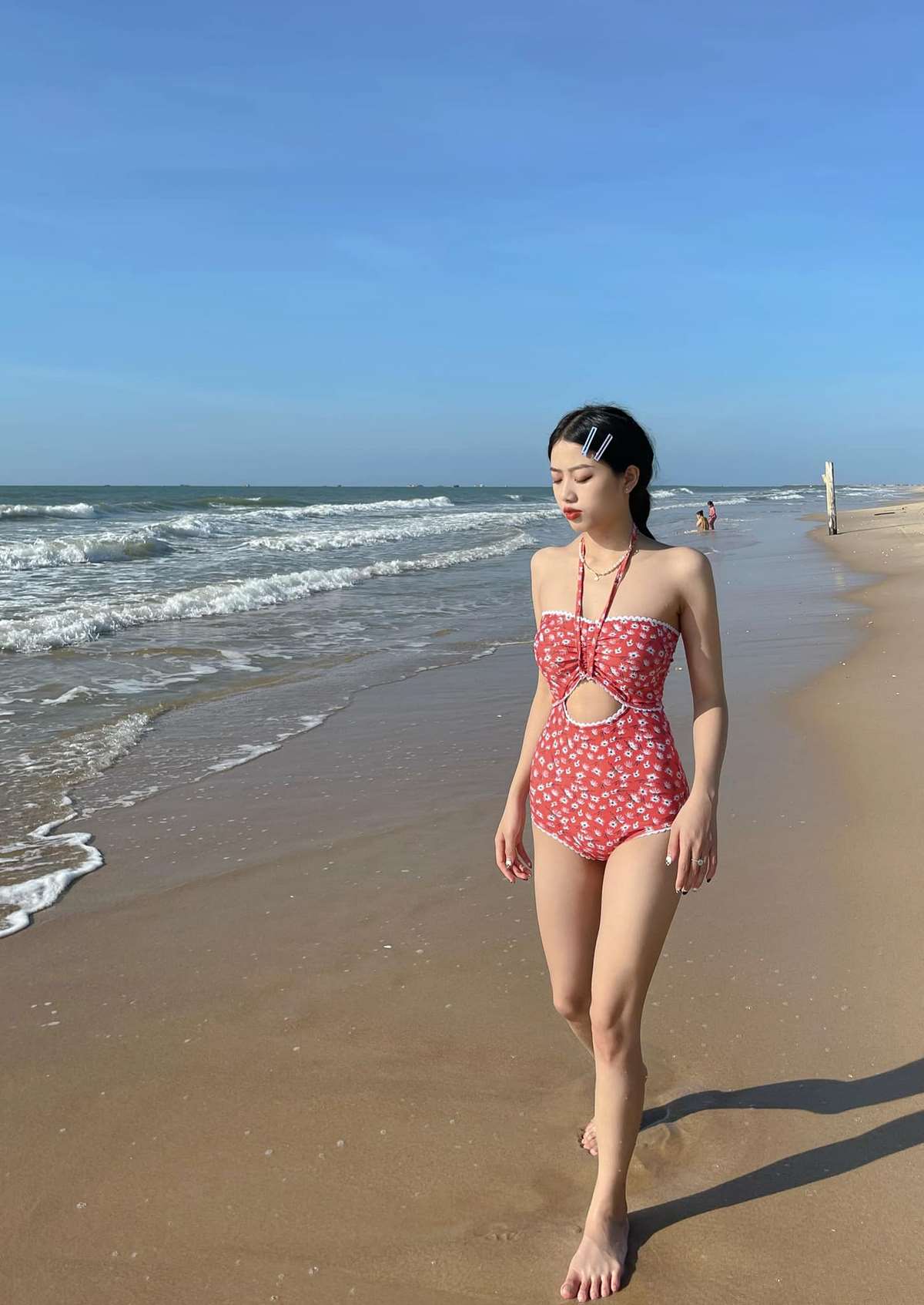 anh-cu-thi-hoai-trang-sexy-bikini-1