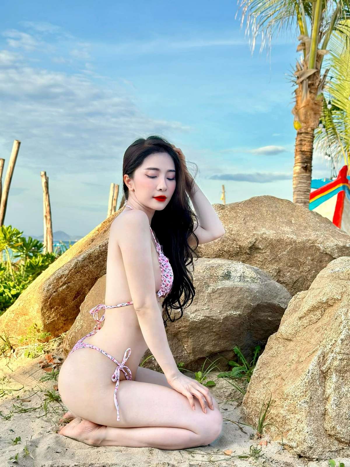 anh-dien-vien-quynh-nga-bikini-sexy-6