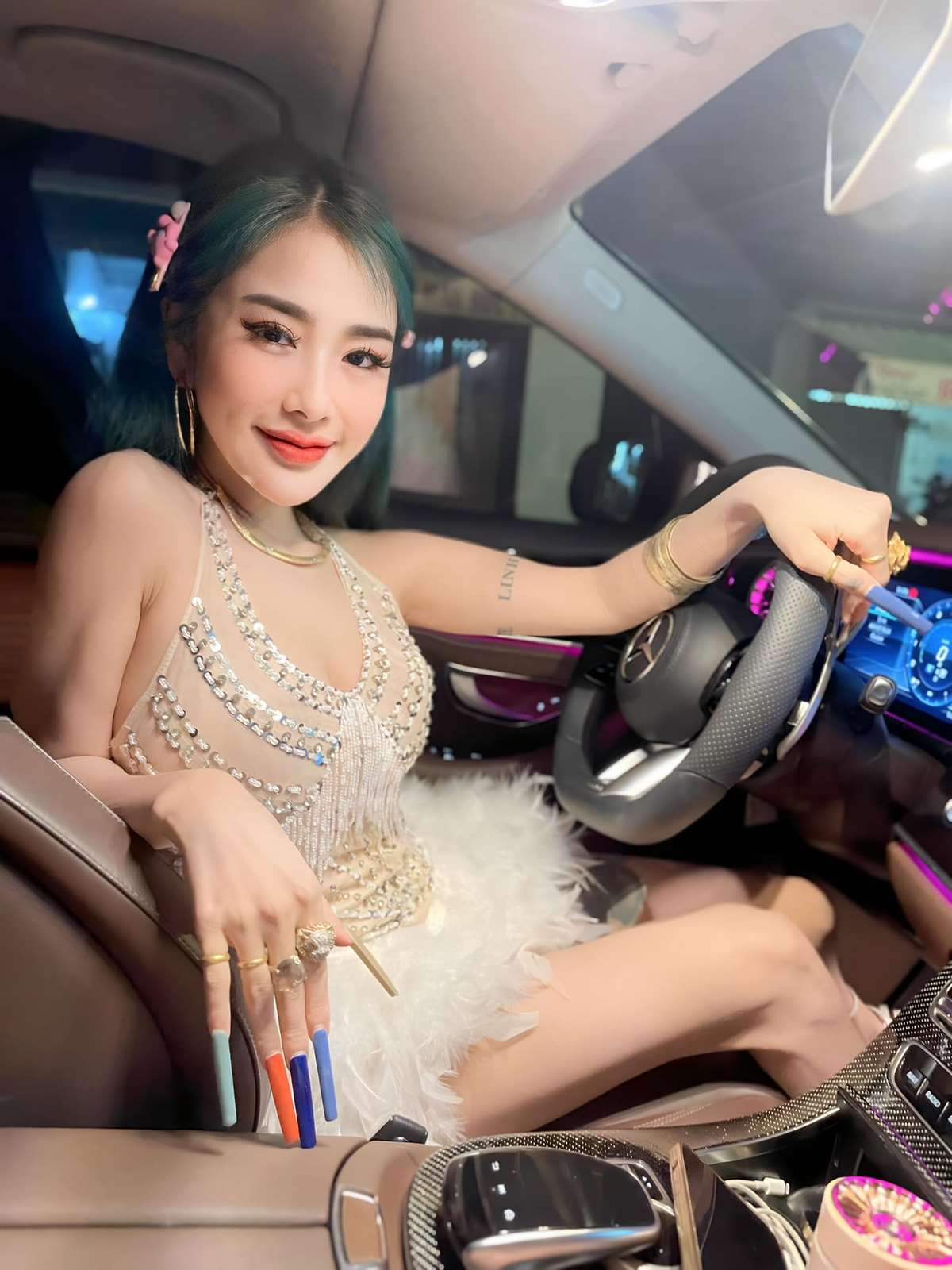 anh-linh-le-te-sexy-goi-cam-3