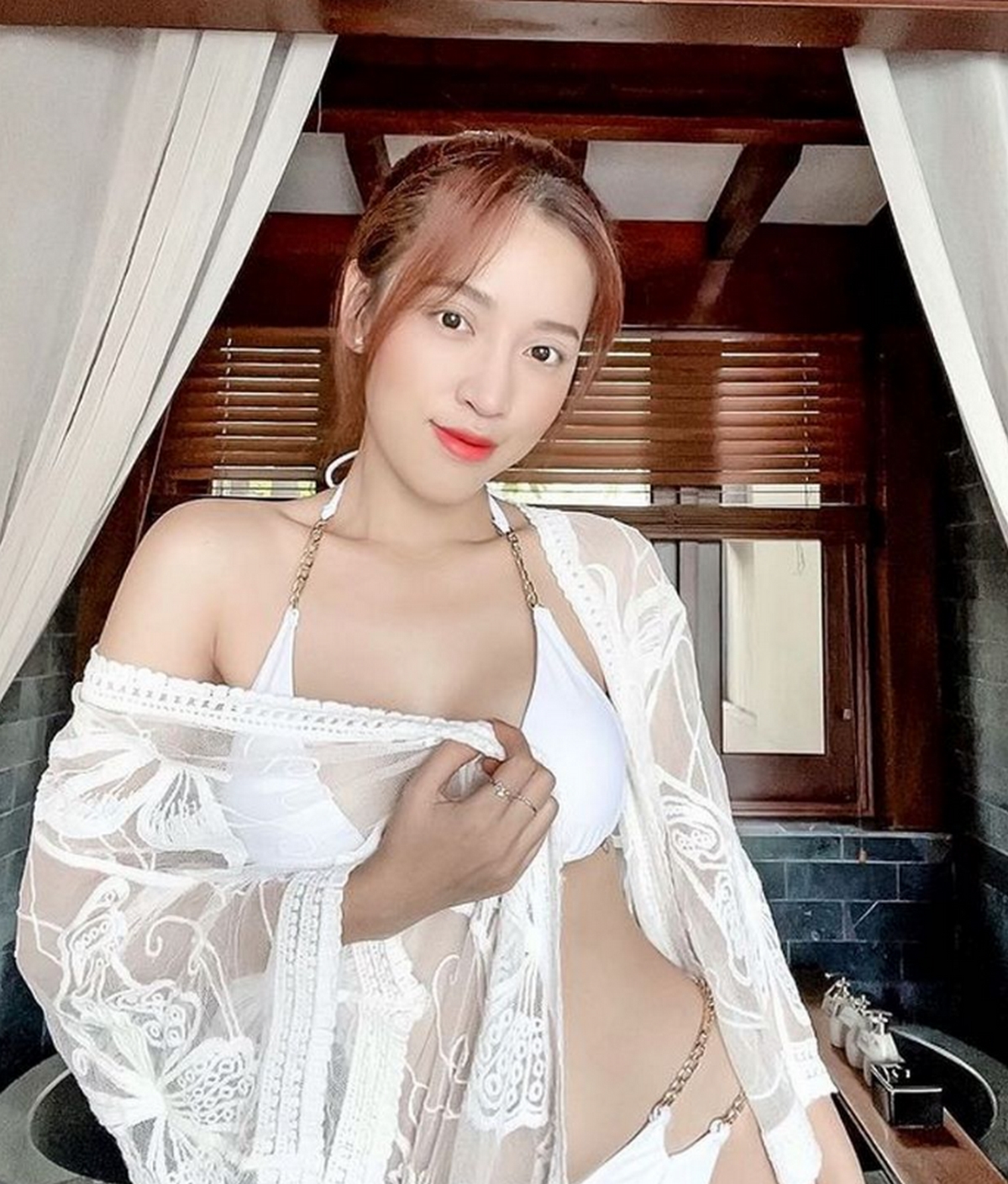 anh-puka-sexy-nu-dien-vien-showbiz-viet-nguc-khung-3