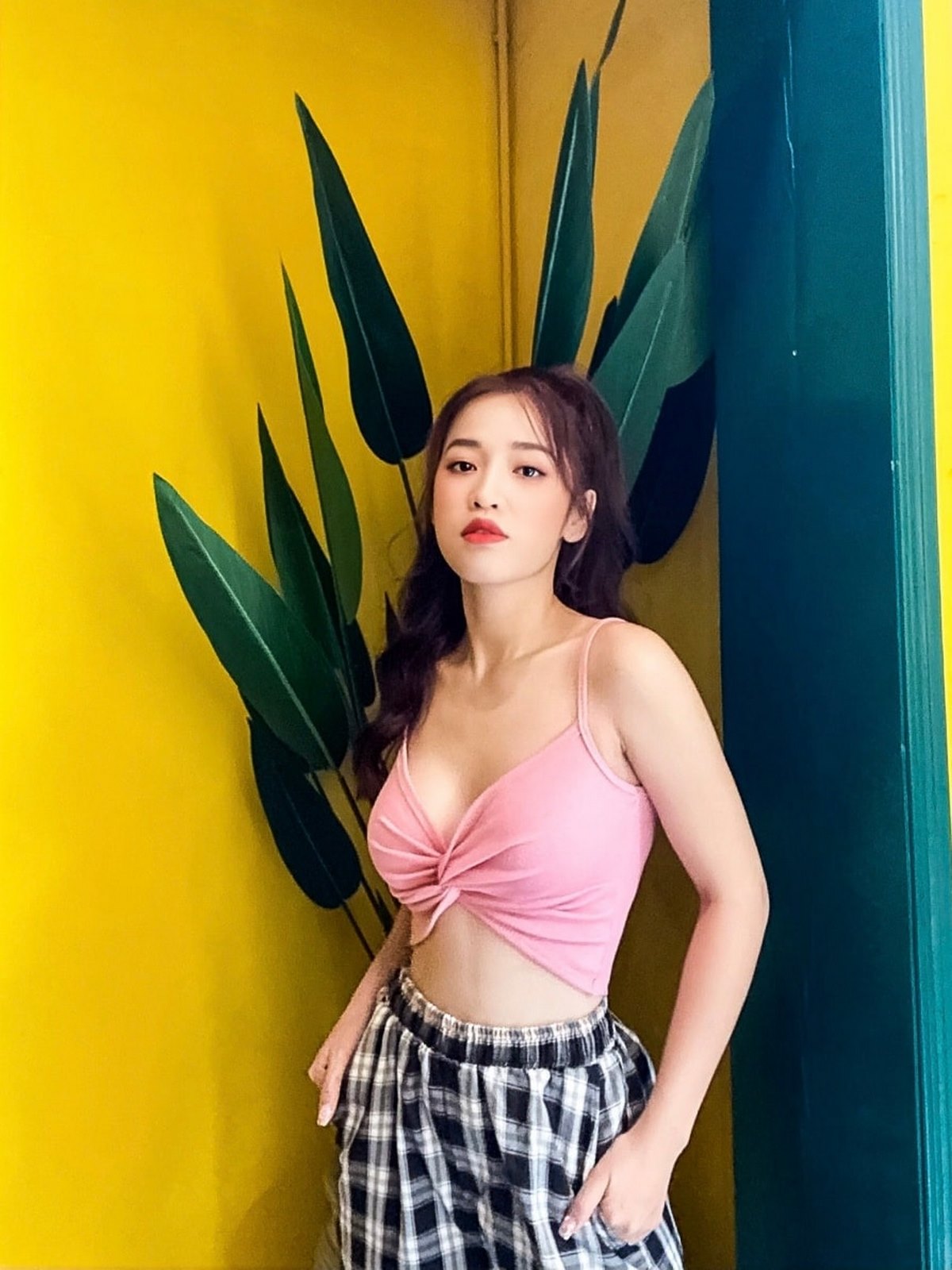 anh-puka-sexy-nu-dien-vien-showbiz-viet-nguc-khung-7