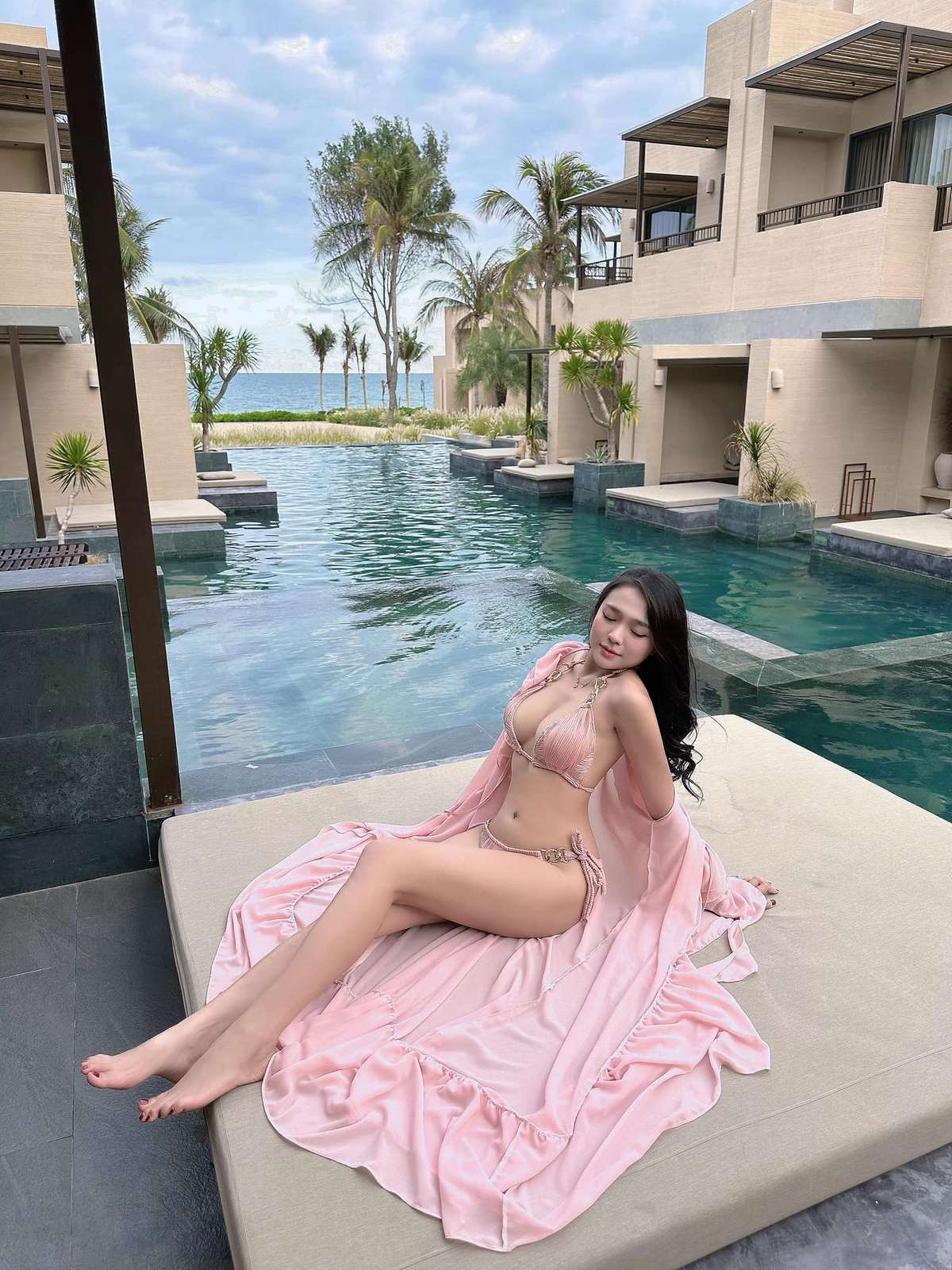 anh-huynh-kim-ngoc-bikini-sexy-nong-bong-9