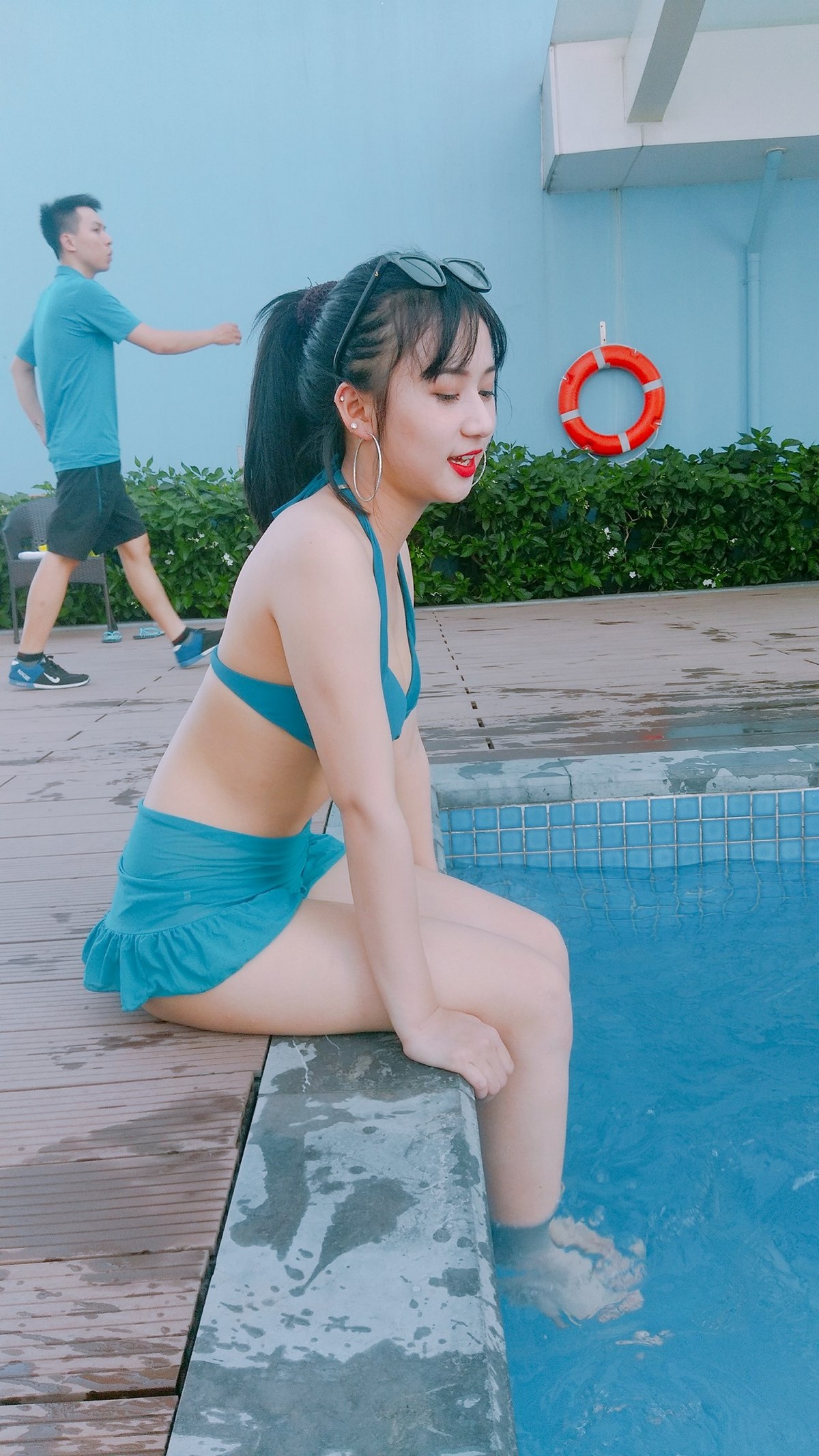 anh-nhu-le-di-bien-bikini-sexy-nong-bong-hot-trend-5