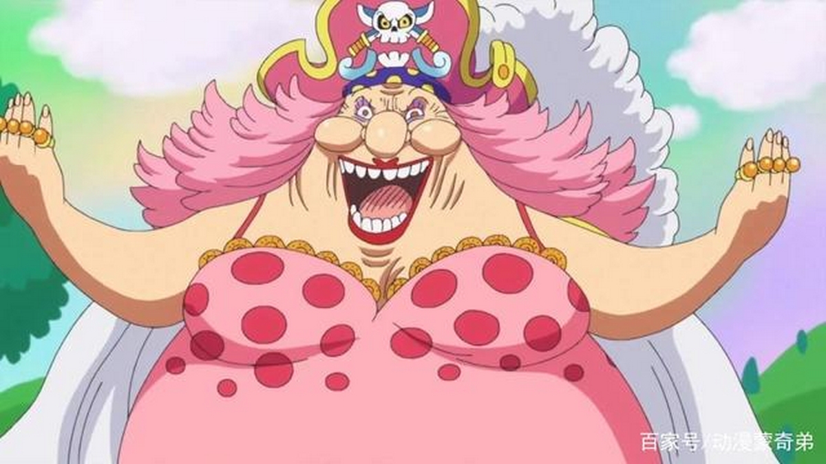 anh-big-mom-tu-hoang-khong-lo-trong-anime-one-piece-11