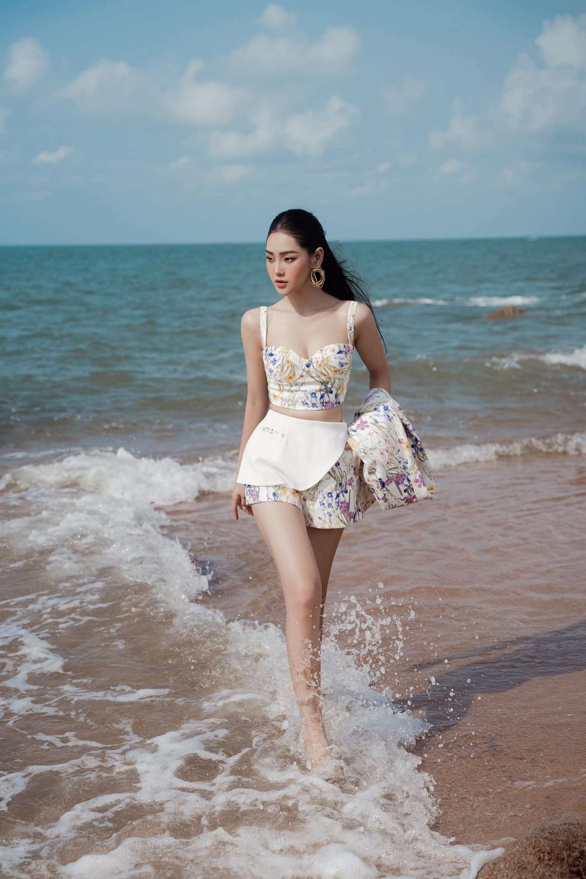 anh-cu-thi-tra-nu-dien-vien-sexy-nong-bong-voi-bikini-14