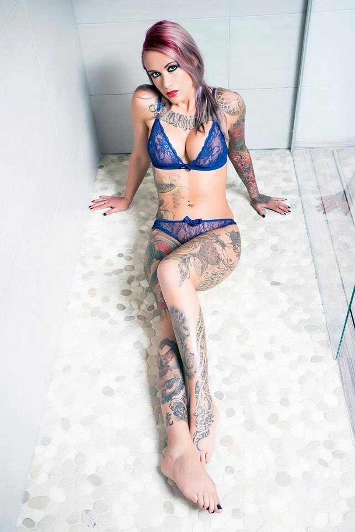 anh-tattoo-sexy-nude-bikini-khoe-hinh-xam-dep-15