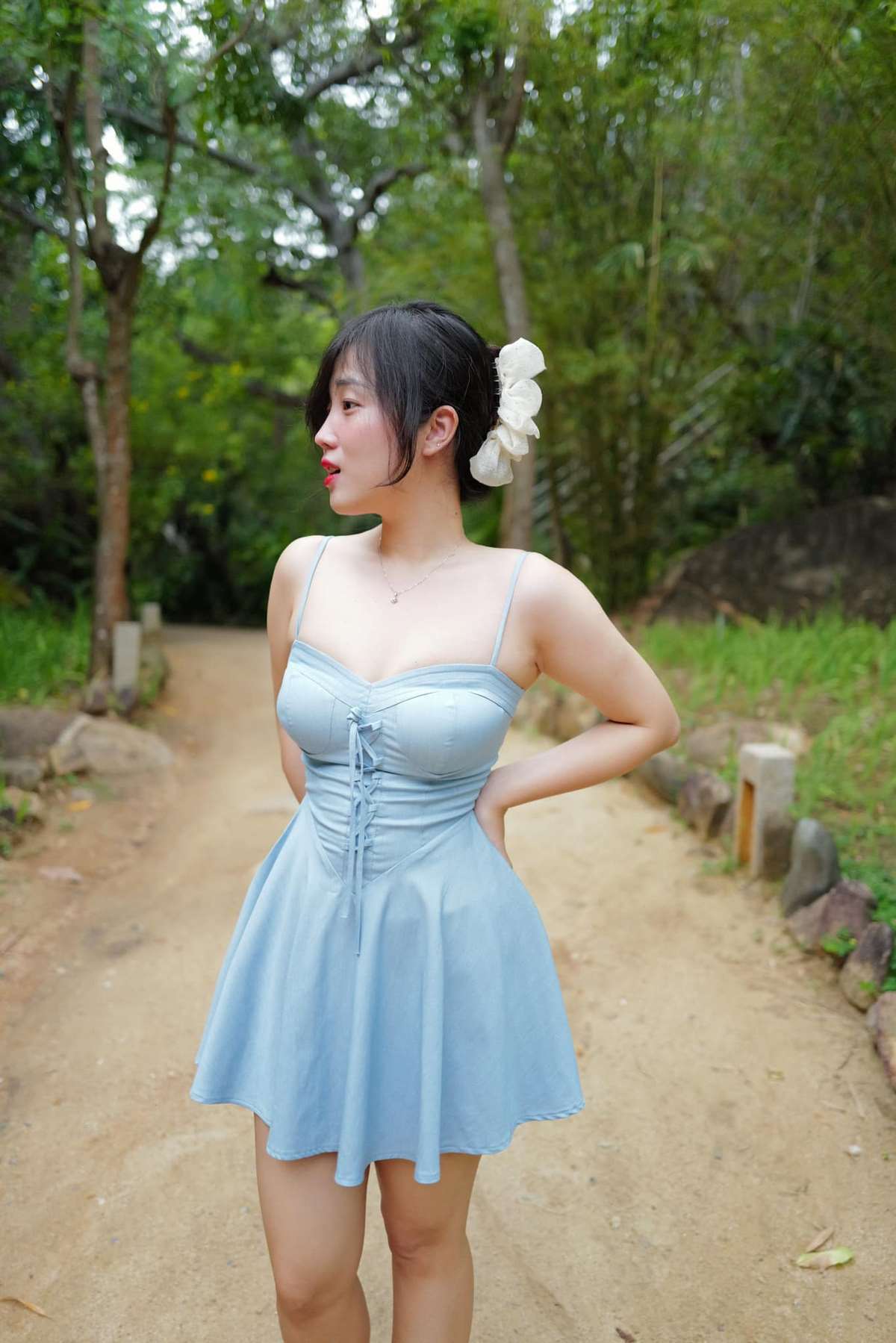 anh-tiktoker-hong-tran-cute-xinh-22